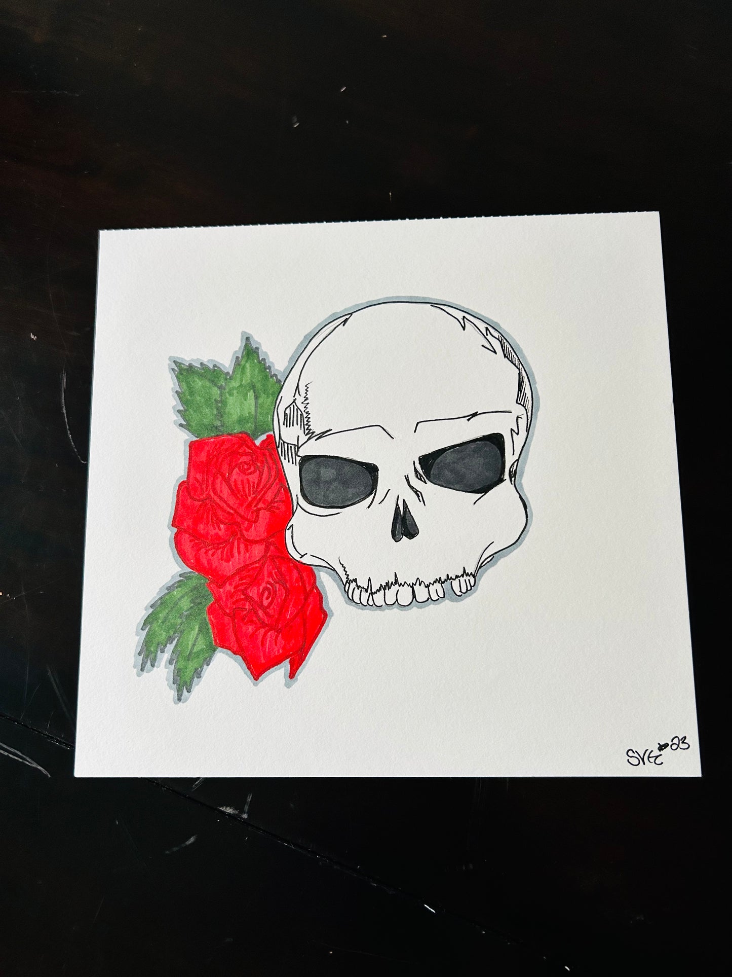 Skull in Roses